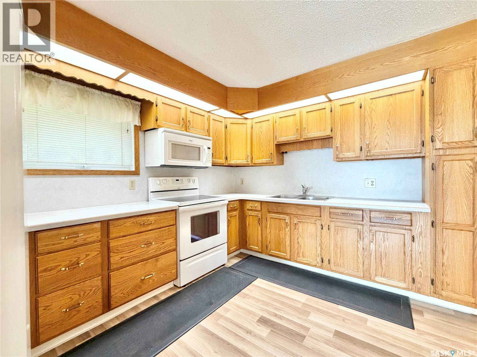 Callfas Acreage, Rosthern Rm No. 403, Saskatchewan  S0K 3R0 - Photo 20 - SK051631