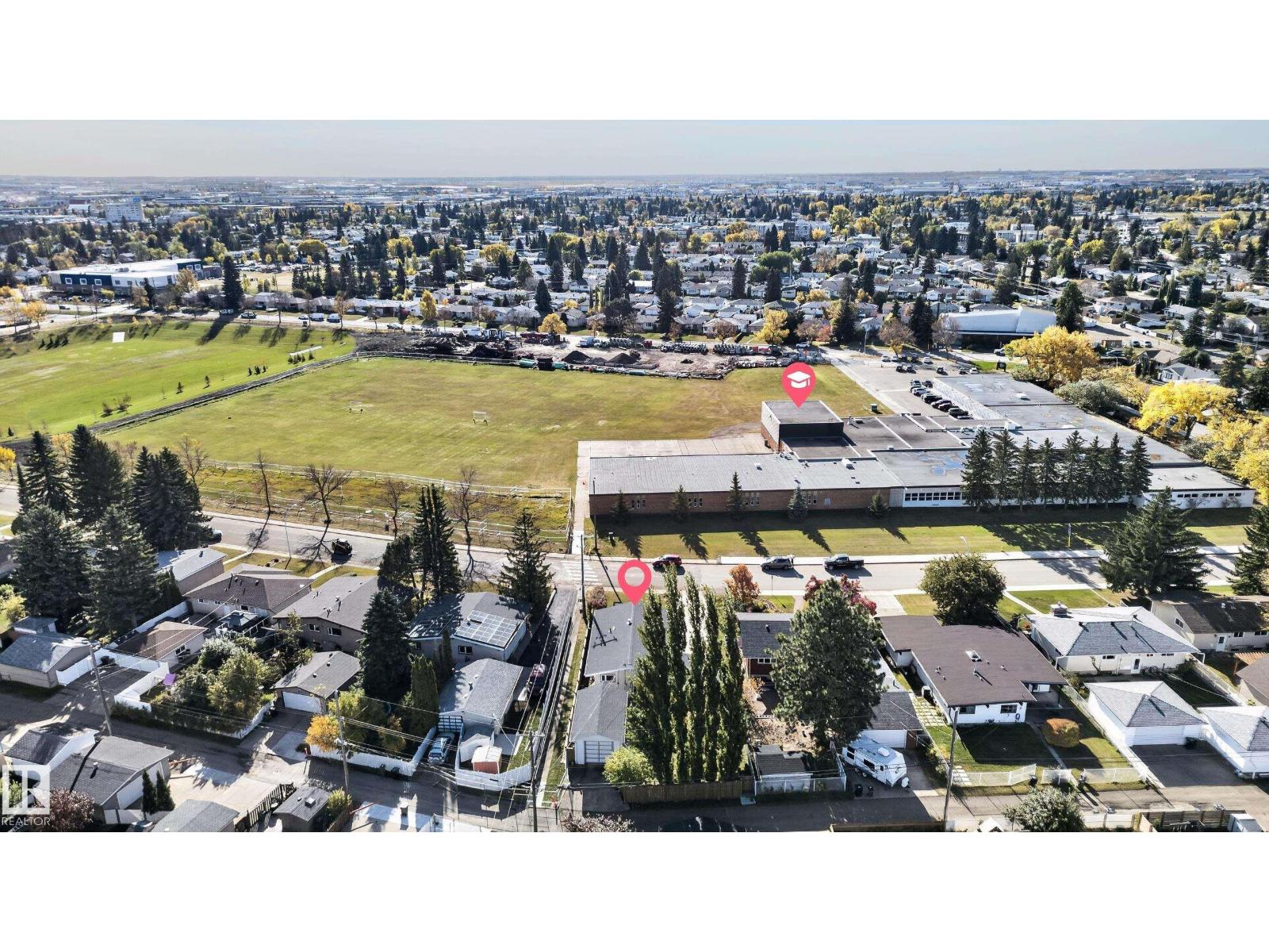 6512 94 AV NW