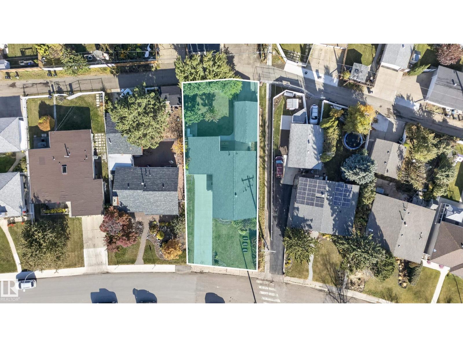 6512 94 AV NW