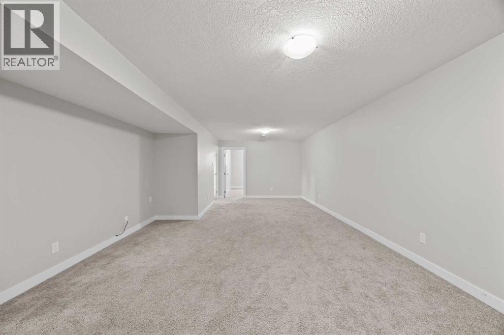 48 Selkirk Drive SW