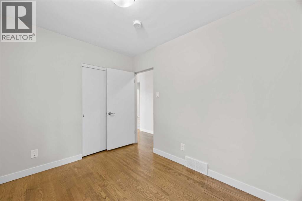 48 Selkirk Drive SW