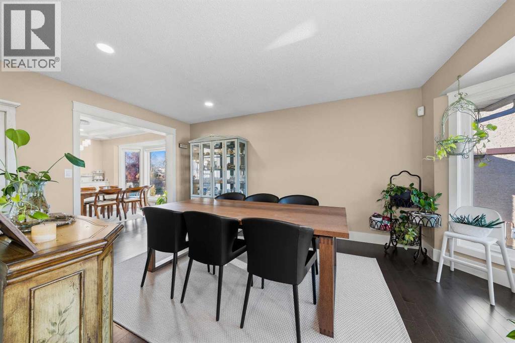 220 Hawkview Manor Circle Nw, Calgary, Alberta  T3G 3E5 - Photo 11 - A2352929