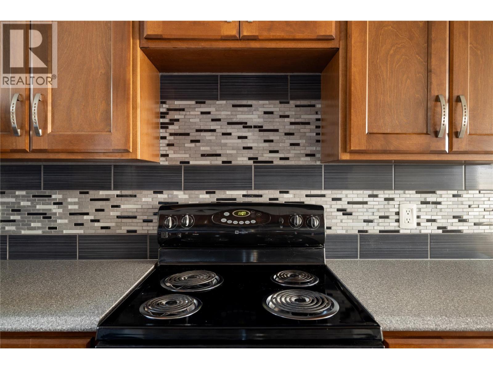 4910 25 Avenue Unit# 24