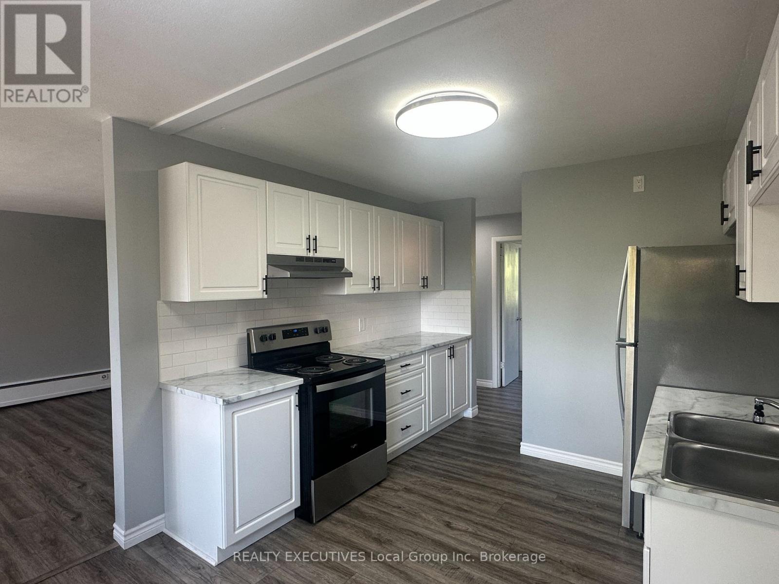 608-618 Lorne Avenue, North Bay (Central), Ontario  P1B 6X2 - Photo 10 - X14103574