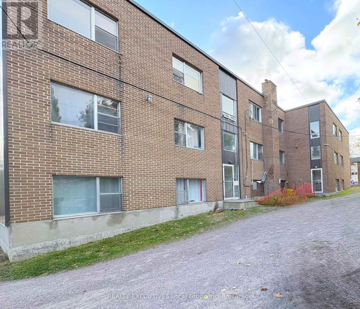608-618 Lorne Avenue, North Bay (Central), Ontario  P1B 6X2 - Photo 6 - X14103574