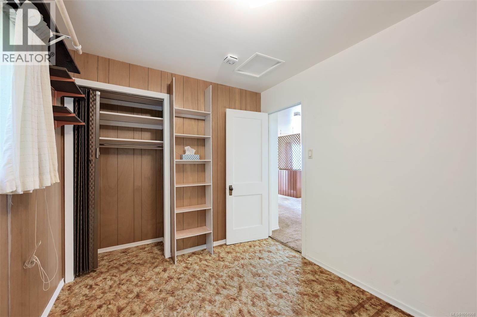 948 Dunsmuir Rd