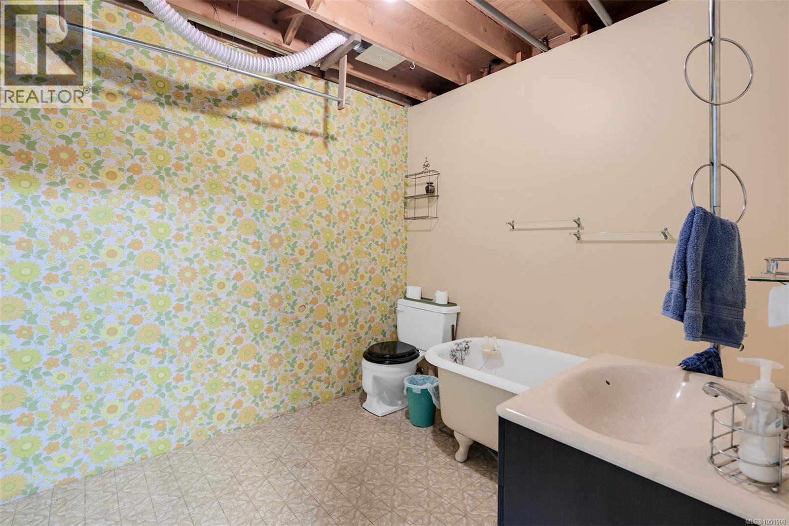 948 Dunsmuir Rd