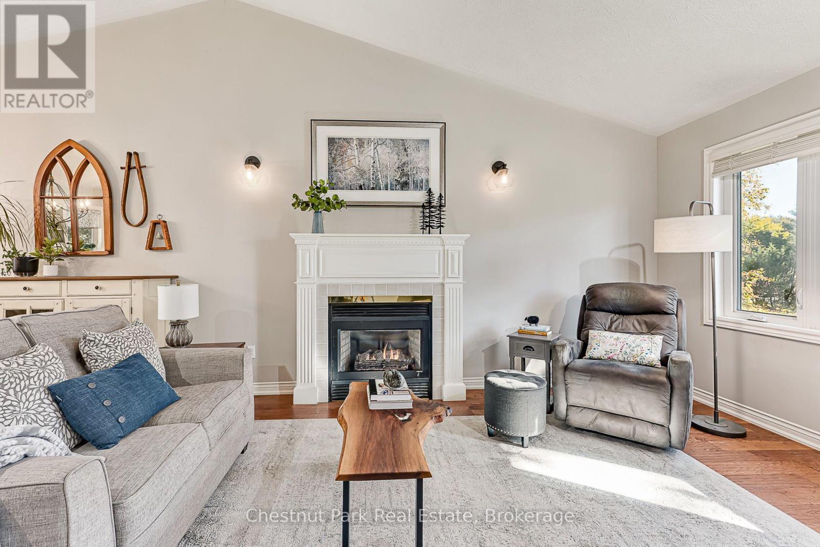 2 Wickens Lane, Blue Mountains, Ontario  N0H 2P0 - Photo 5 - X14103752
