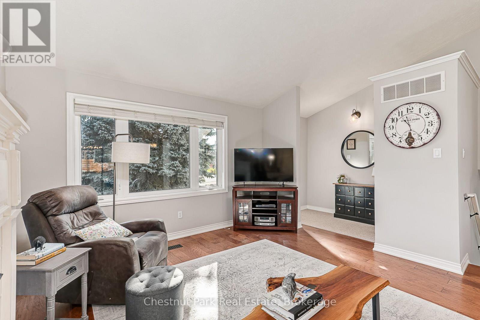 2 Wickens Lane, Blue Mountains, Ontario  N0H 2P0 - Photo 7 - X14103752