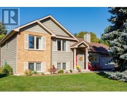 2 WICKENS LANE, Blue Mountains, Ontario