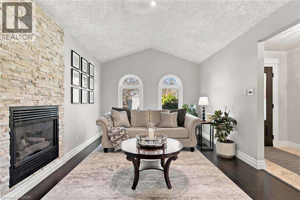 27 Costain Court, Kitchener, Ontario  N2N 3A5 - Photo 6 - 40871247