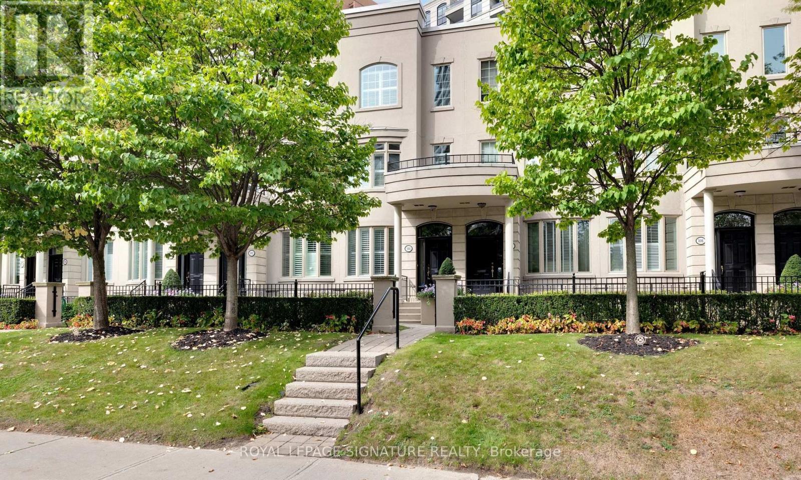 104 PLEASANT BOULEVARD, Toronto, Ontario