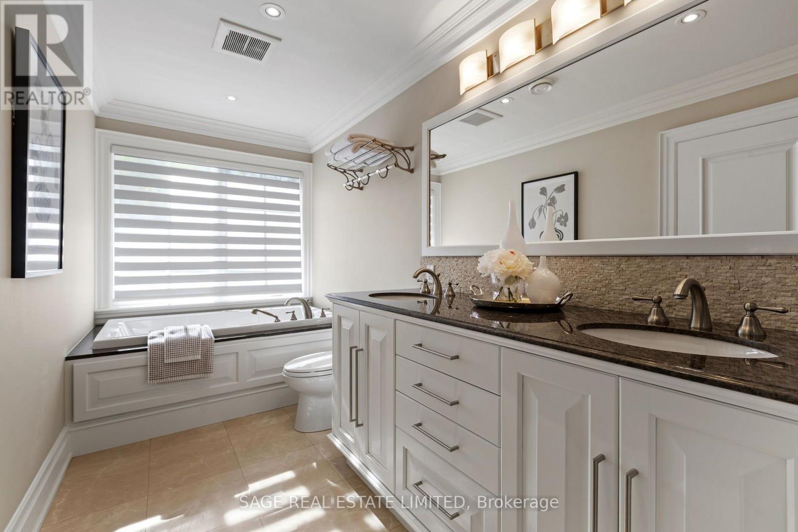 133 Glengrove Avenue W, Toronto, Ontario  M4R 1P1 - Photo 22 - C14103706