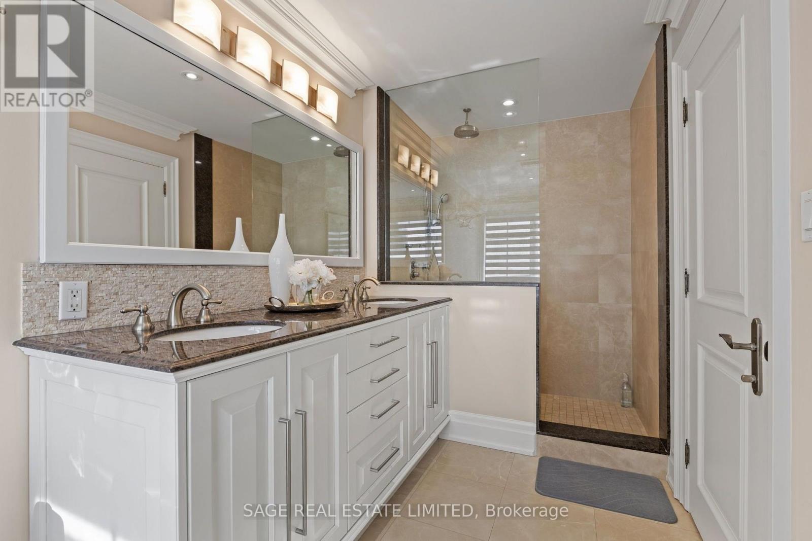 133 Glengrove Avenue W, Toronto, Ontario  M4R 1P1 - Photo 23 - C14103706