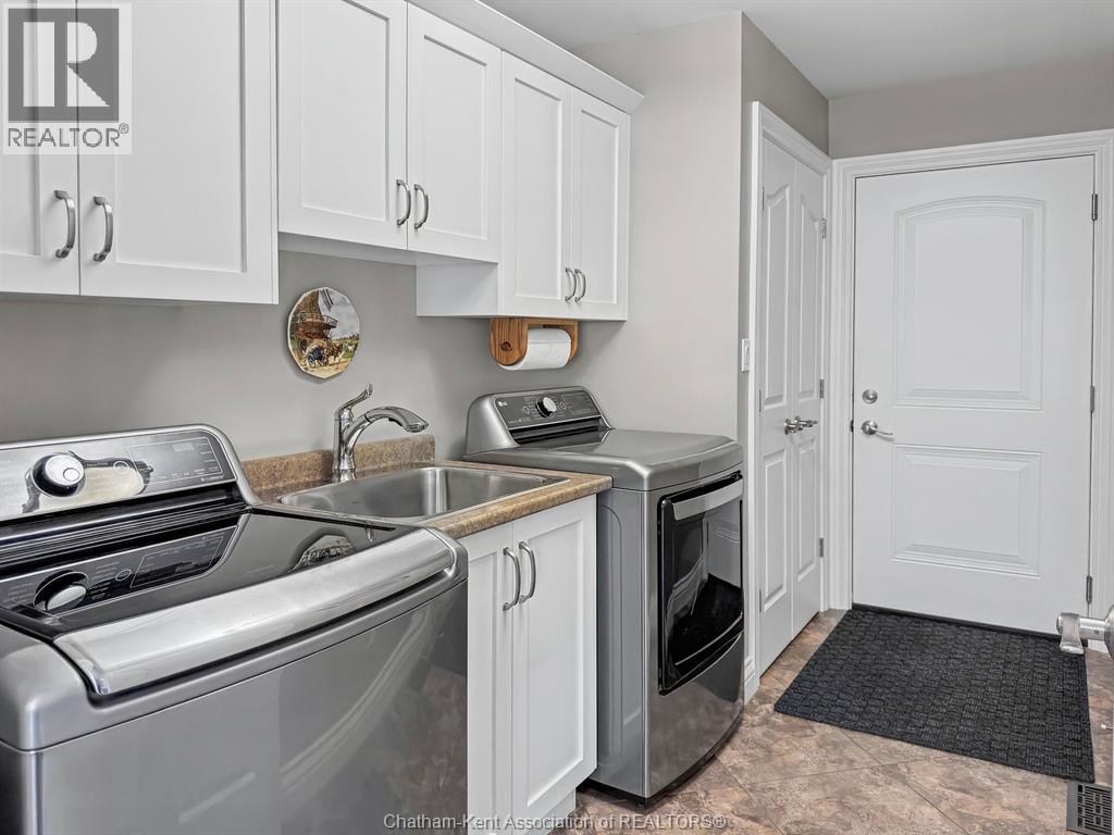 4 Mckee Road, Wallaceburg, Ontario  N8A 5G3 - Photo 21 - 26025427