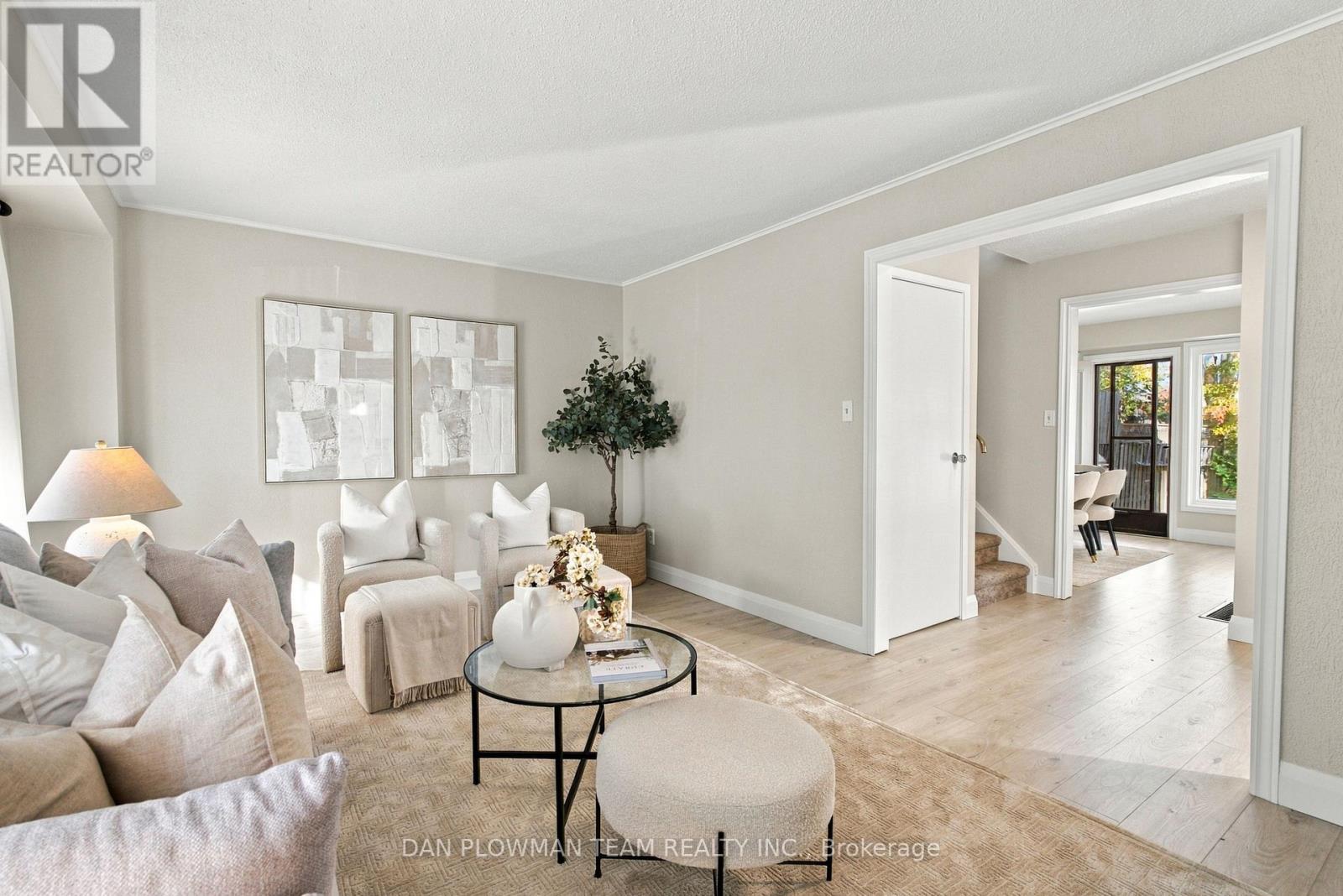 1385 Fenelon Crescent, Oshawa, Ontario  L1J 6G2 - Photo 5 - E14103540
