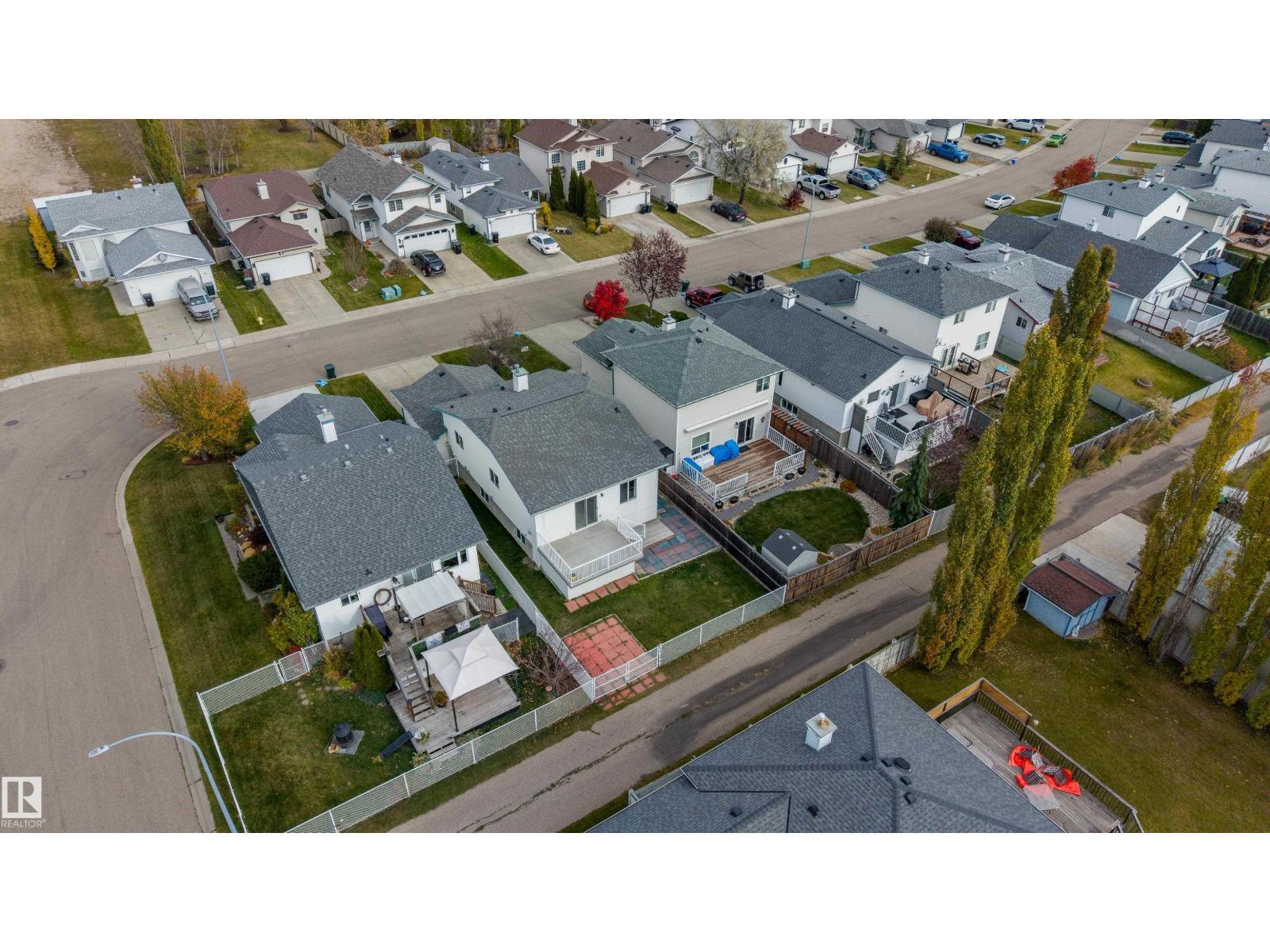 75 LANDSDOWNE DR