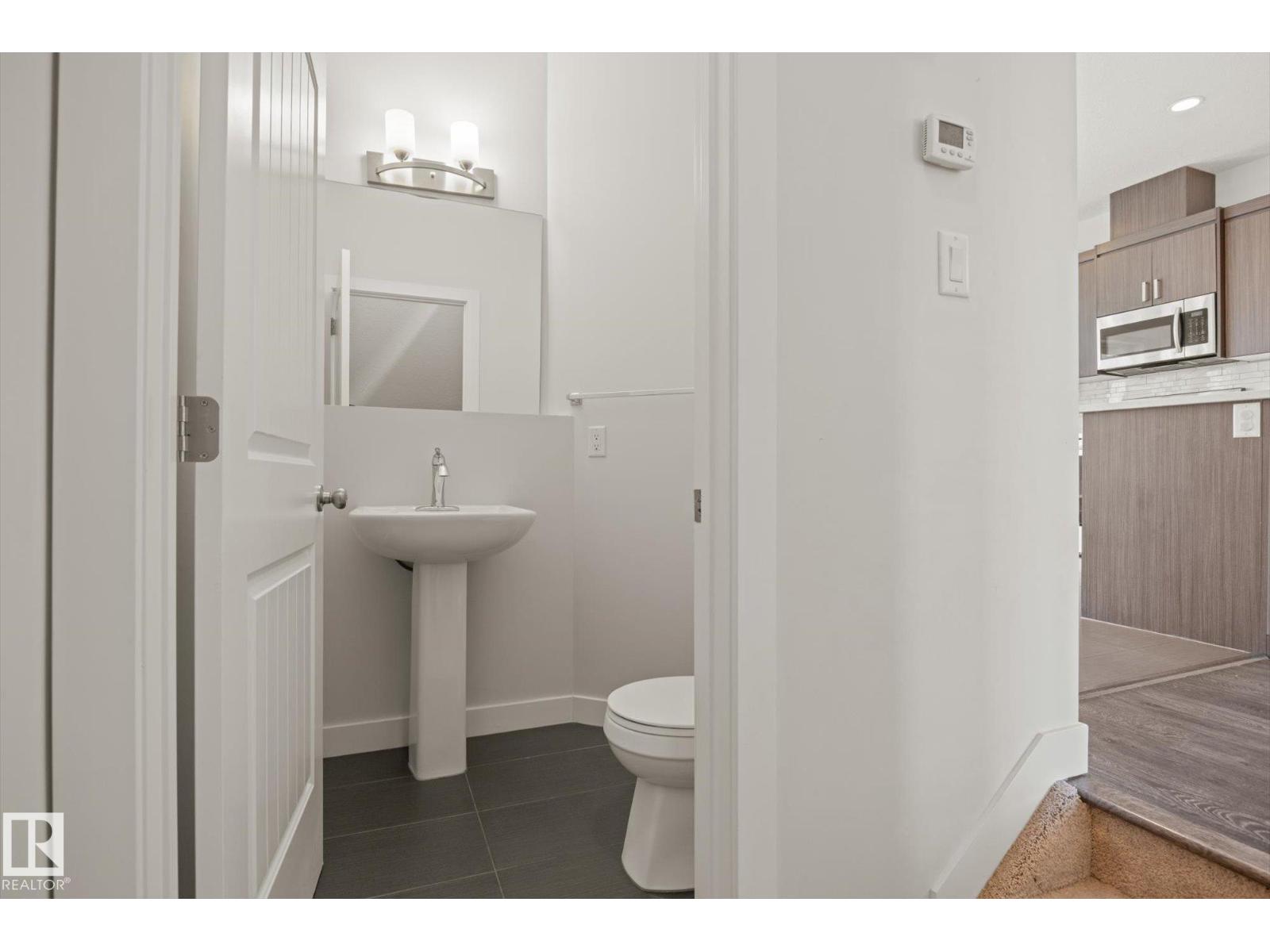 #16 723 172 ST SW