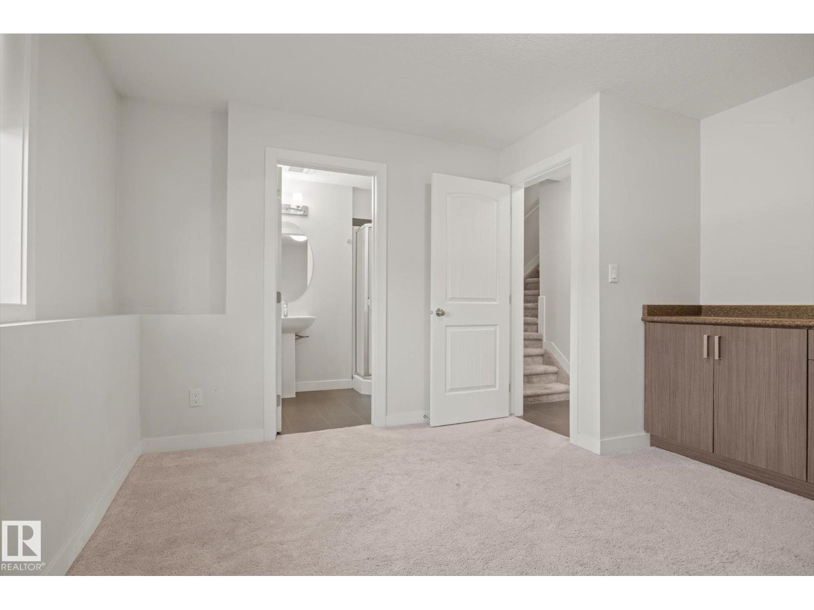 #16 723 172 ST SW