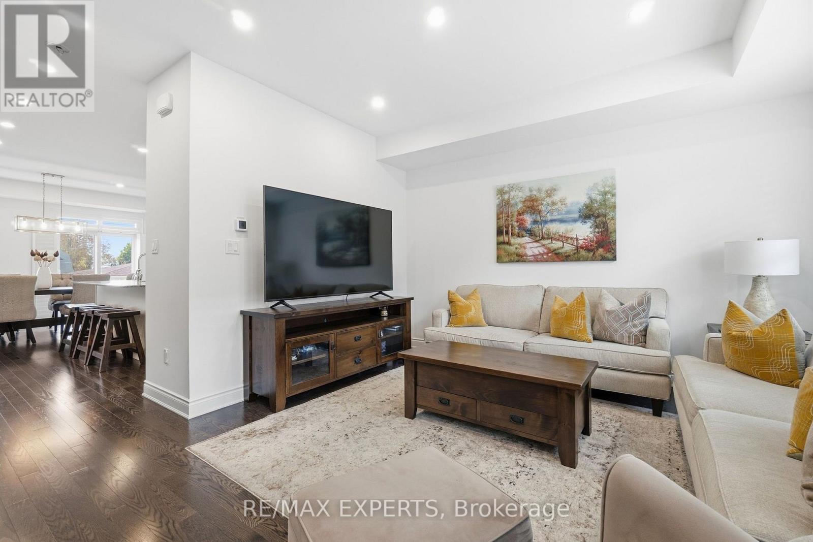 67 City Park Circle, Vaughan, Ontario  L4L 0H2 - Photo 17 - N14103760