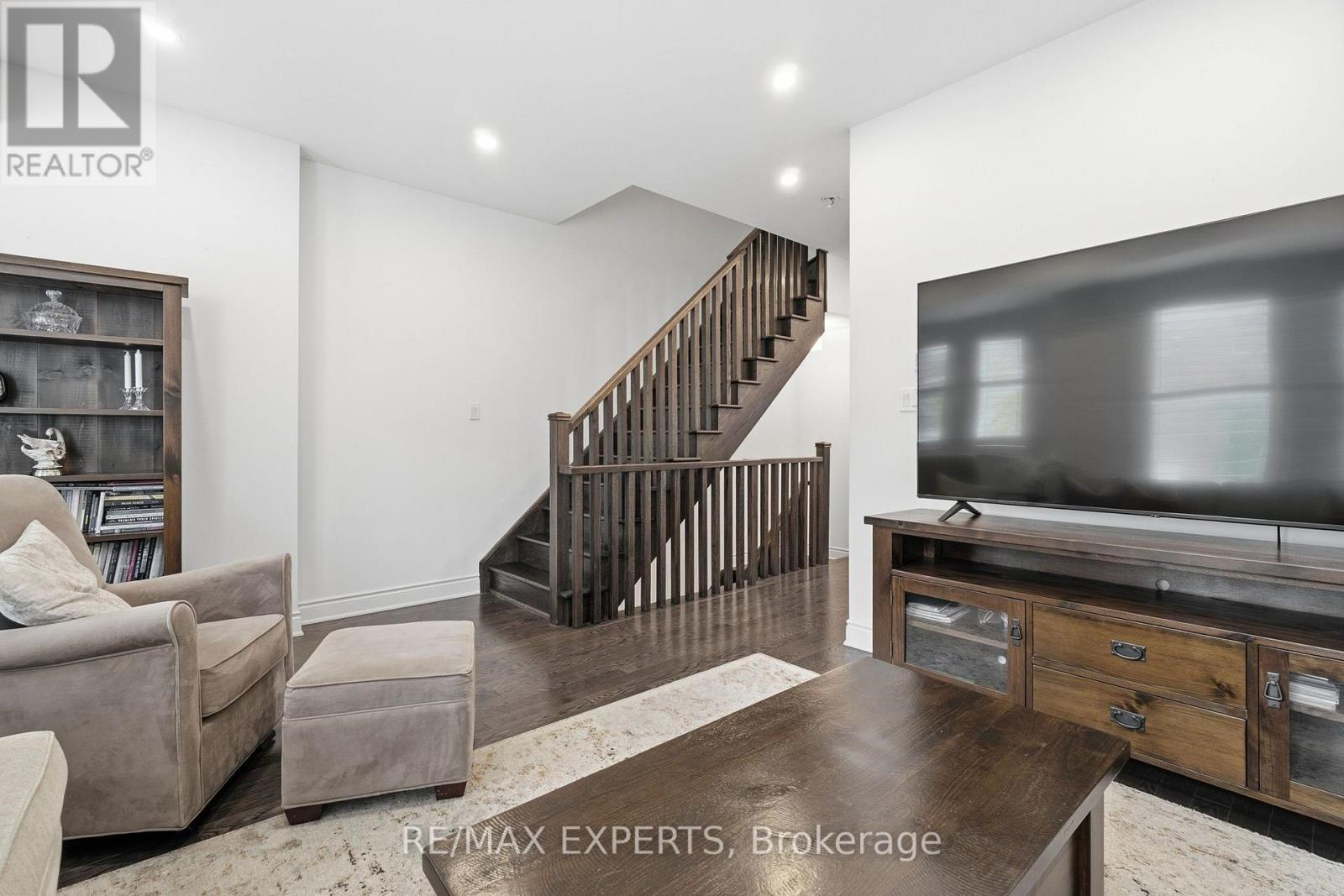 67 City Park Circle, Vaughan, Ontario  L4L 0H2 - Photo 18 - N14103760