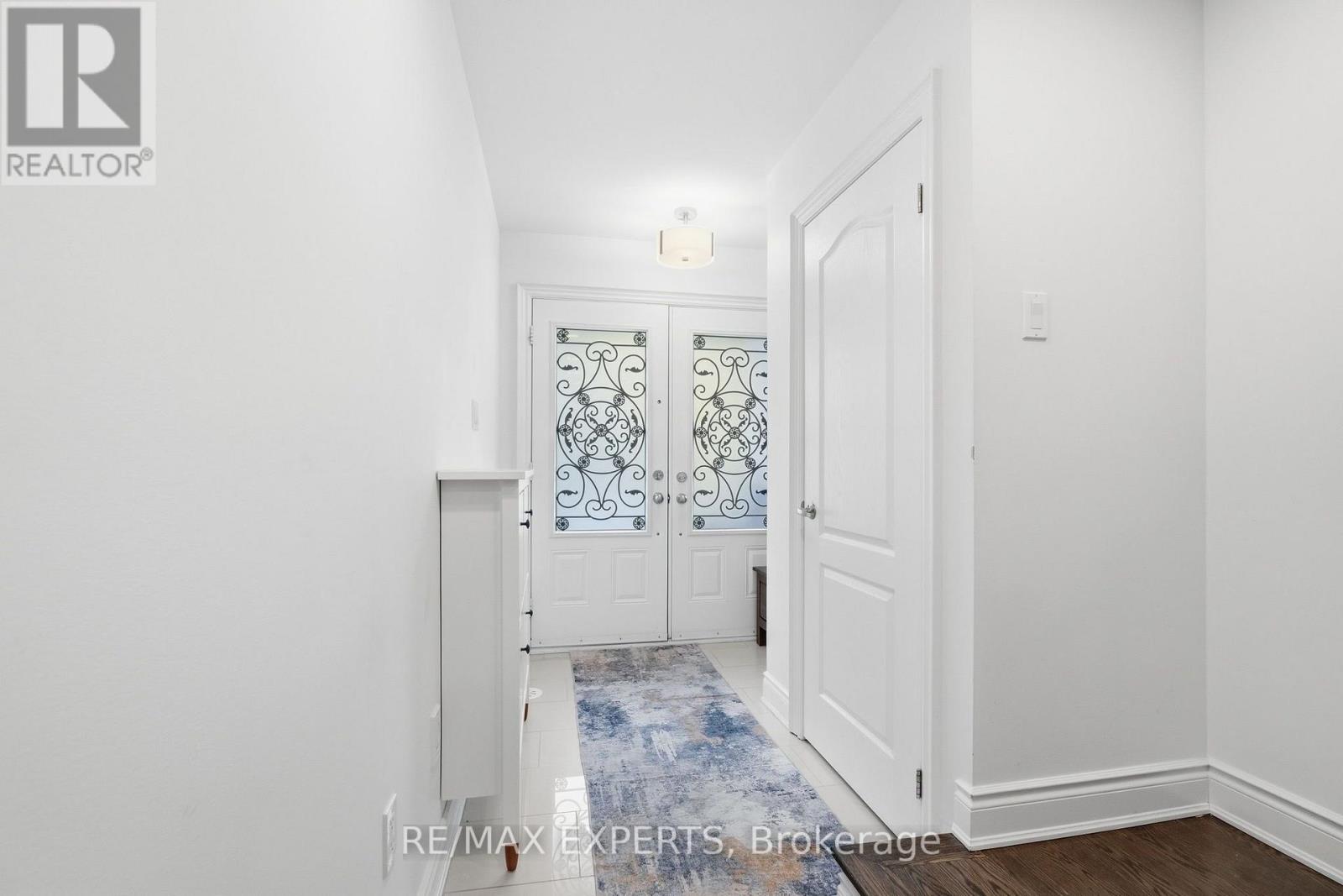 67 City Park Circle, Vaughan, Ontario  L4L 0H2 - Photo 4 - N14103760