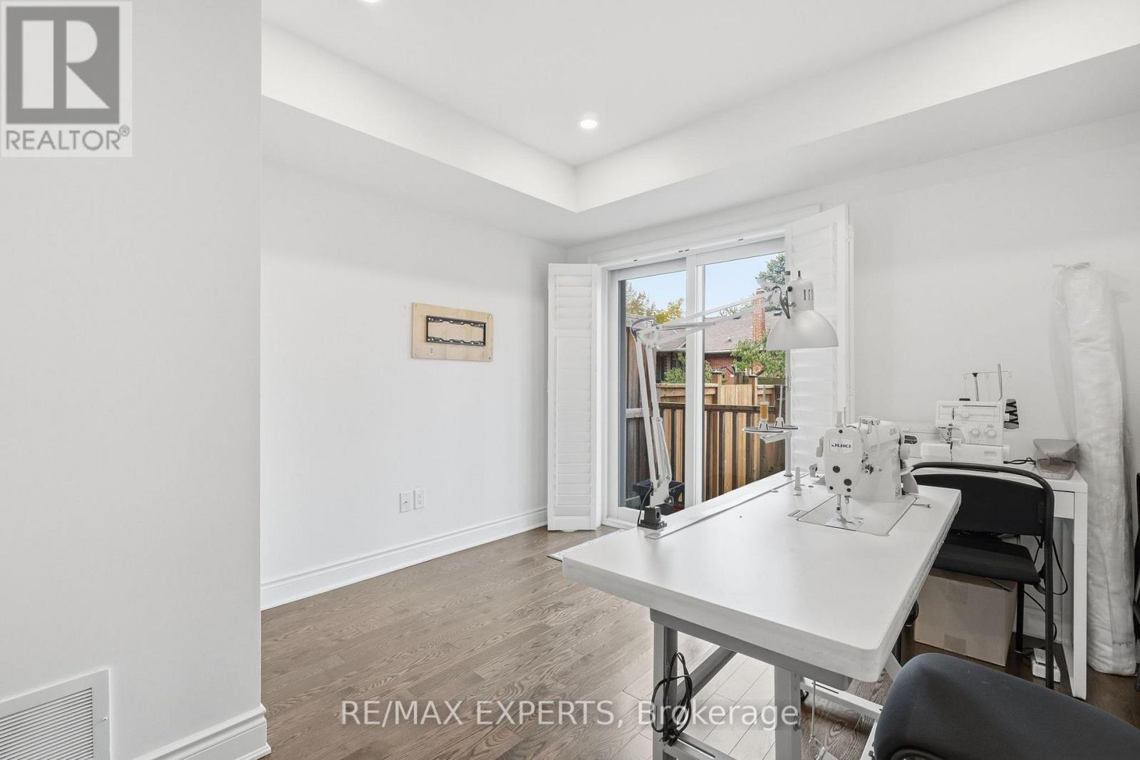 67 City Park Circle, Vaughan, Ontario  L4L 0H2 - Photo 7 - N14103760