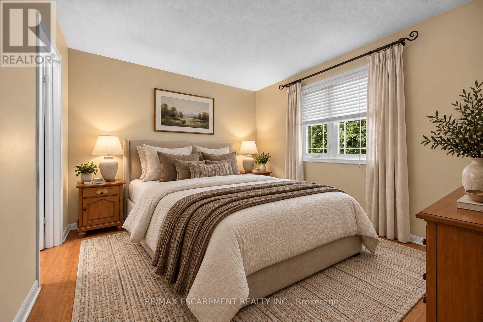 1094 Rebecca Street, Oakville, Ontario  L6L 1Y7 - Photo 17 - W14103572