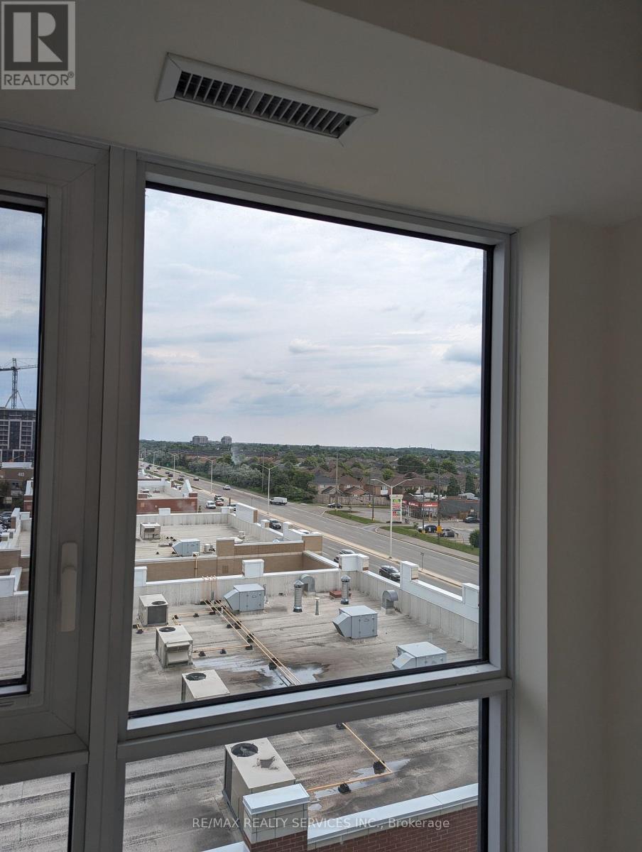 516 - 509 Dundas Street W, Oakville, Ontario  L6M 5P4 - Photo 7 - W14103626