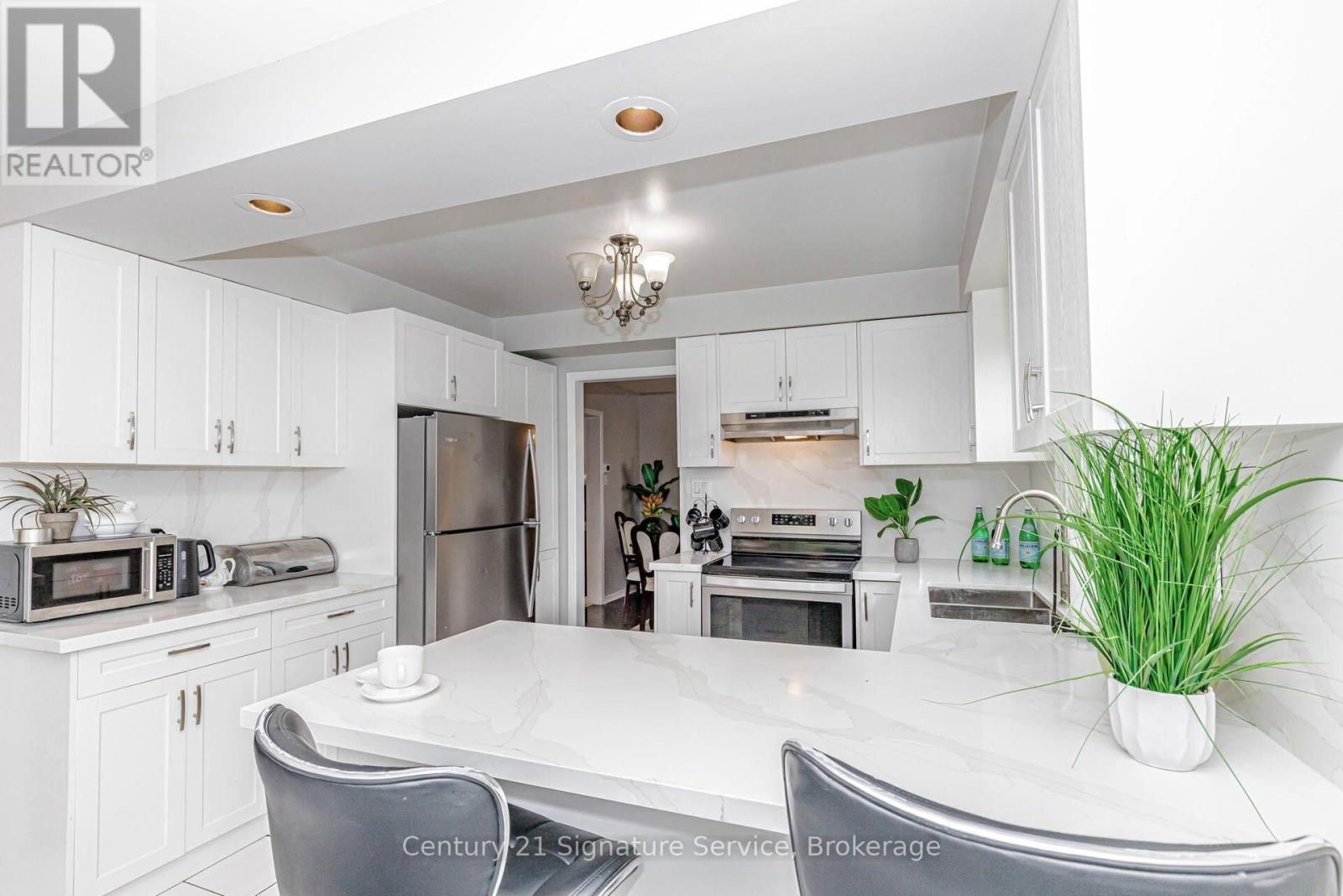 22 Merganser Crescent, Brampton, Ontario  L6W 4E8 - Photo 18 - W14103656