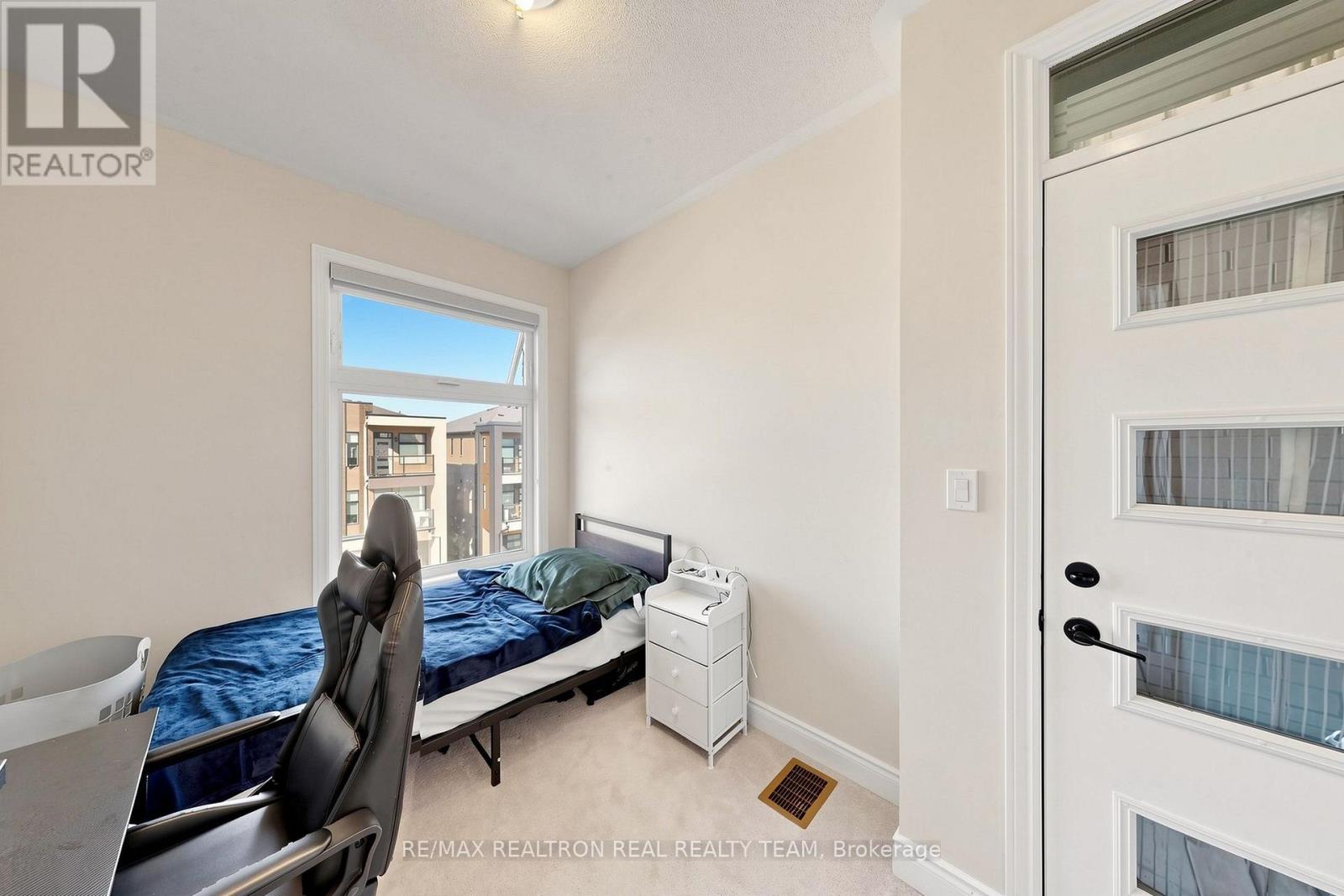 1284 Dempster Lane, Oakville, Ontario  L6H 7Y7 - Photo 33 - W14103690