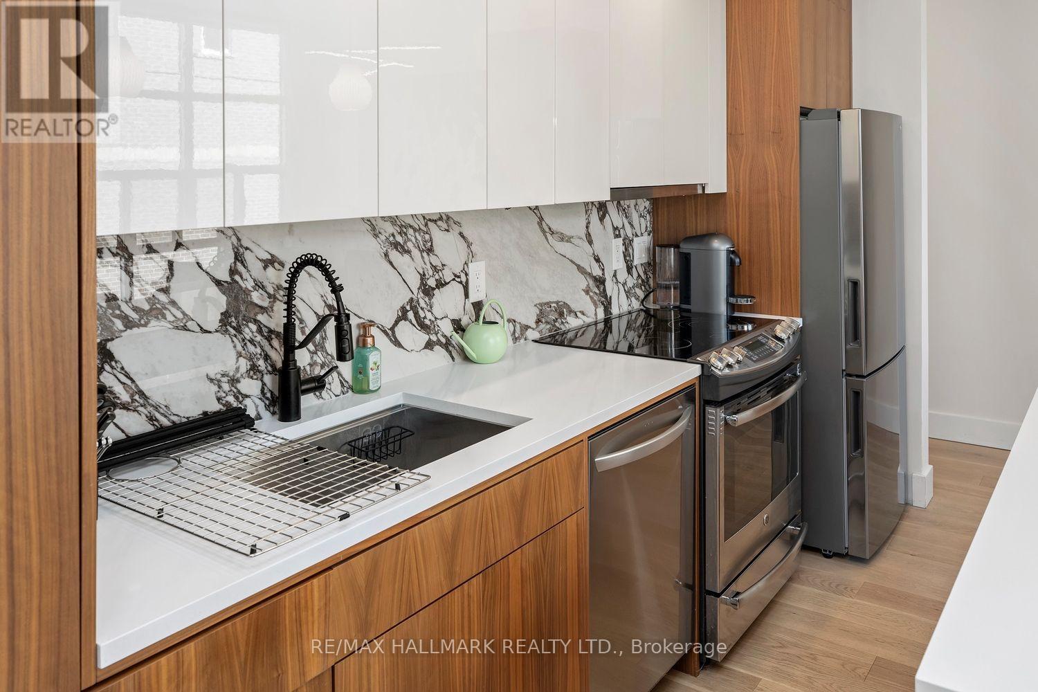 4 - 39 Dekoven Mews, Toronto, Ontario  M6P 4H5 - Photo 22 - W14103708
