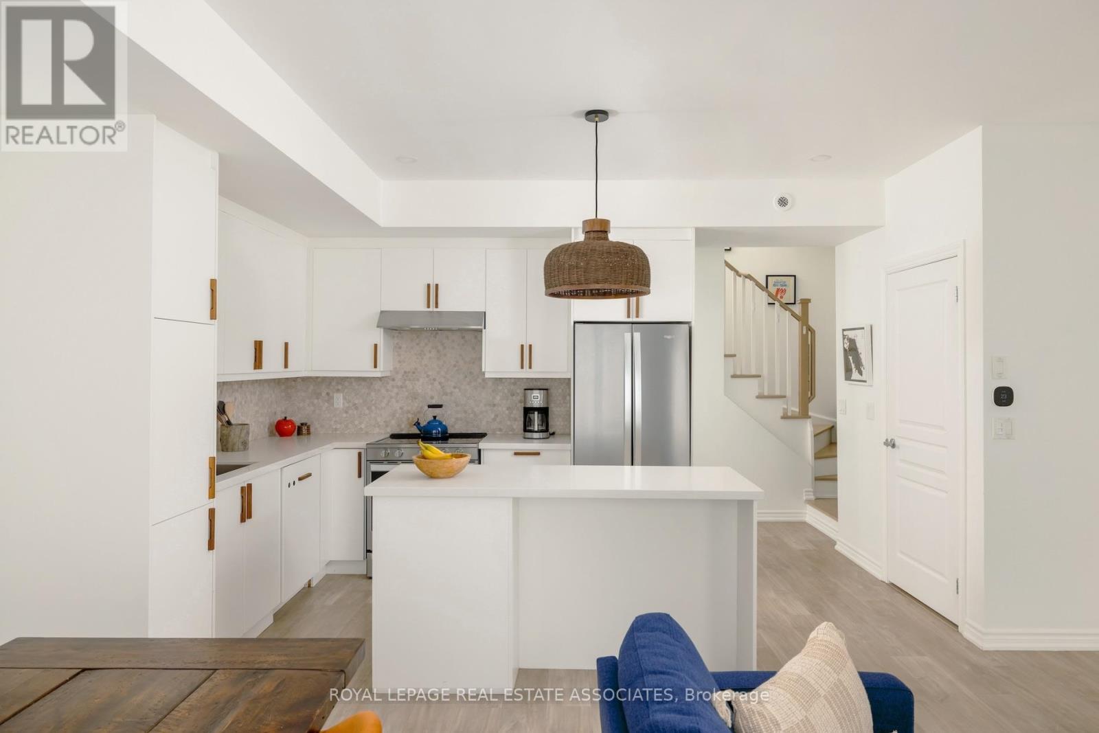 3 - 115 LONG BRANCH AVENUE, Toronto, Ontario