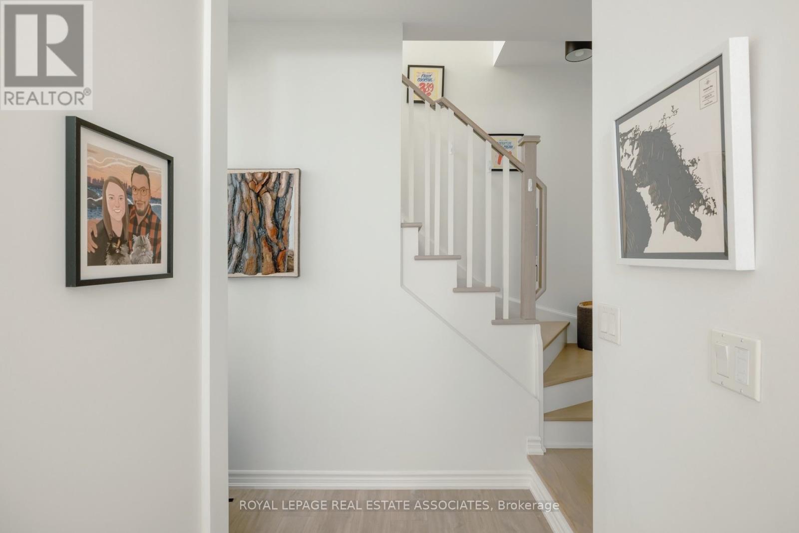 3 - 115 Long Branch Avenue, Toronto, Ontario  M8W 0A9 - Photo 3 - W14103764