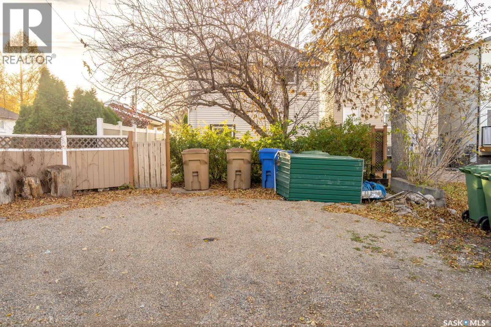 2819 Mcdonald Street, Regina, Saskatchewan  S4N 3A1 - Photo 31 - SK051620