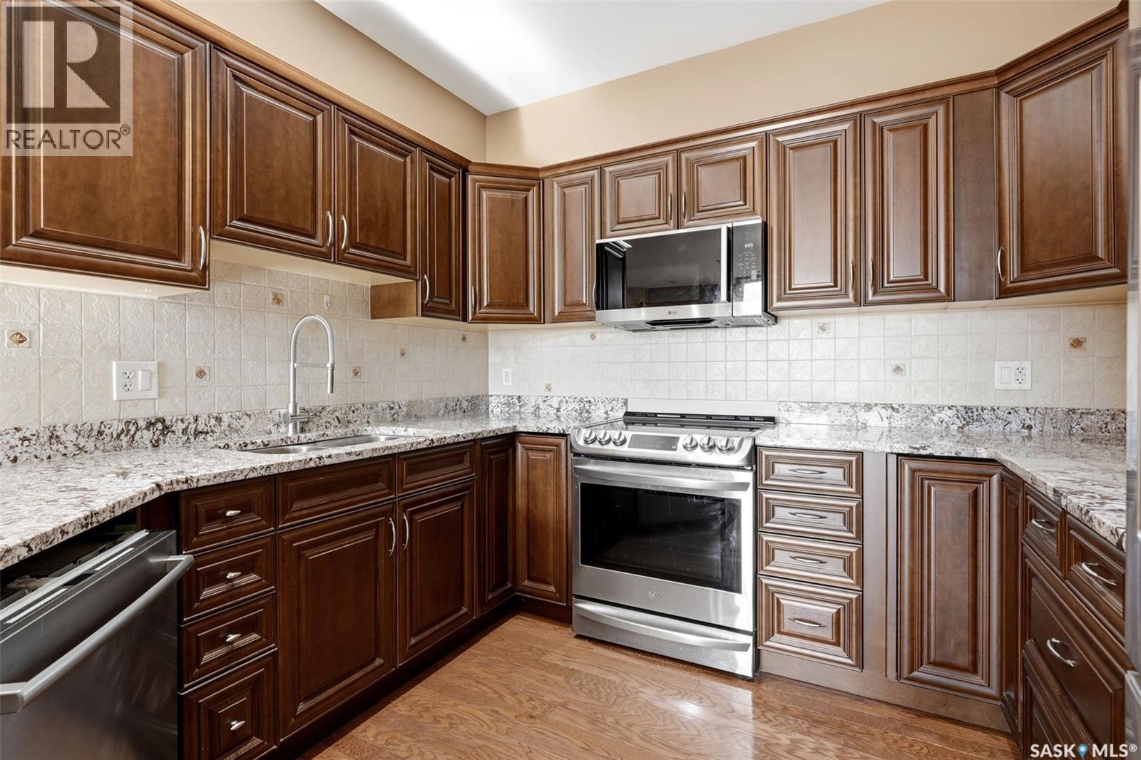 1006 1901 Victoria Avenue, Regina, Saskatchewan  S4P 3R4 - Photo 3 - SK051569