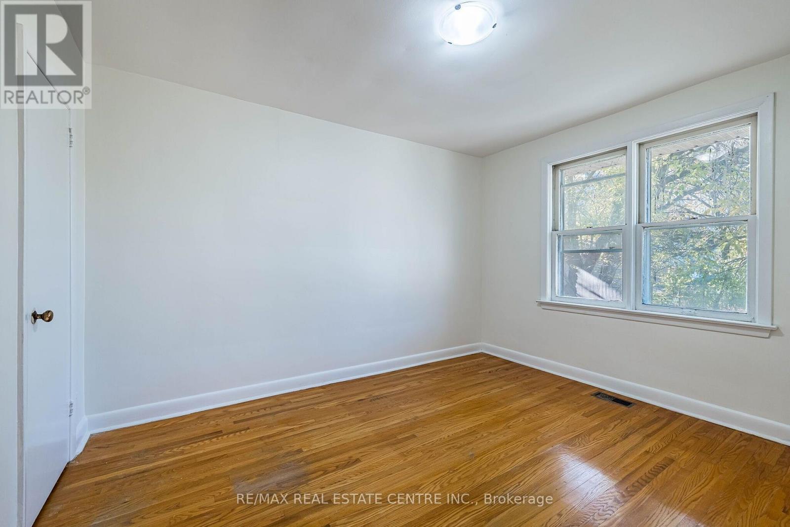 3066 Cook Street, Mississauga, Ontario  L5B 1R1 - Photo 12 - W14095296