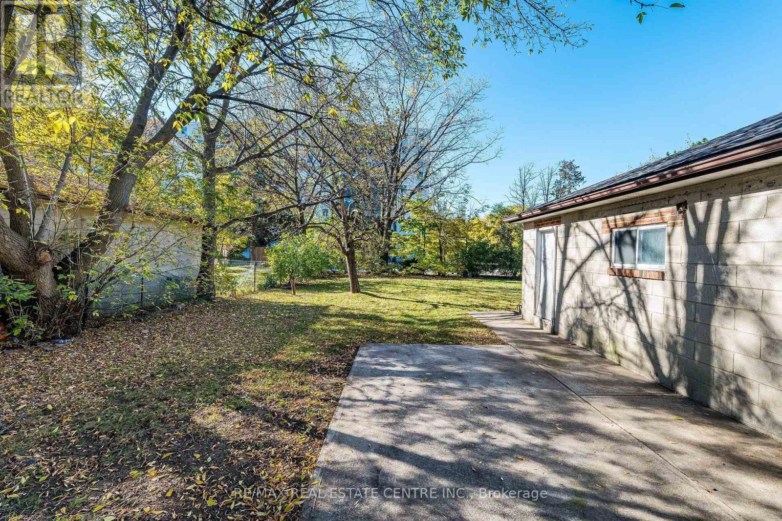 3066 Cook Street, Mississauga, Ontario  L5B 1R1 - Photo 36 - W14095296