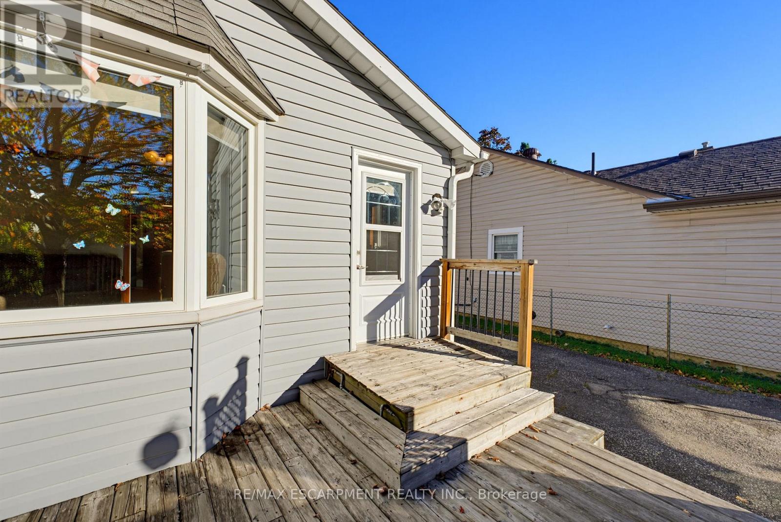 9 Spencer Avenue, Hamilton, Ontario  L9H 1E7 - Photo 20 - X14103734