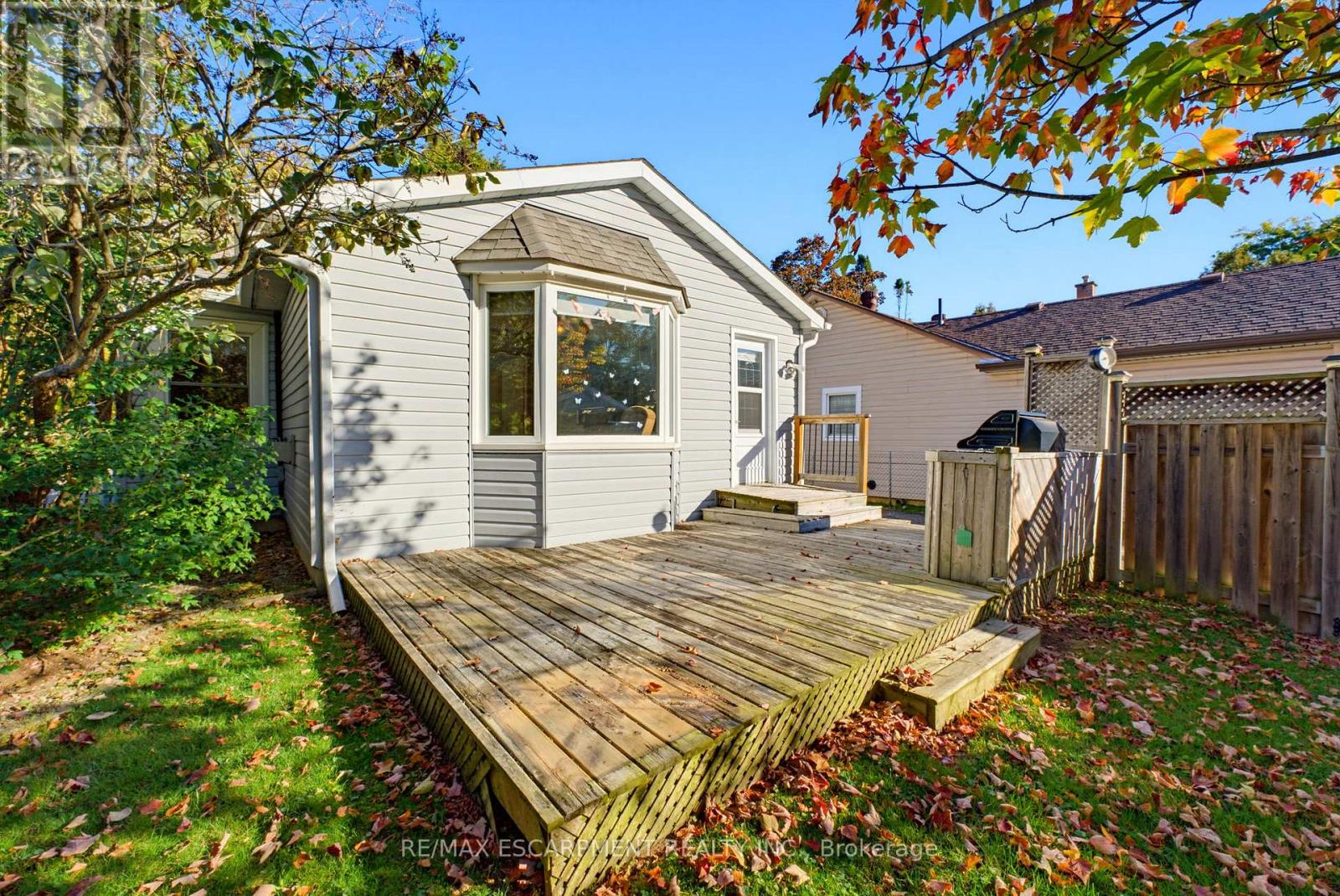 9 Spencer Avenue, Hamilton, Ontario  L9H 1E7 - Photo 22 - X14103734