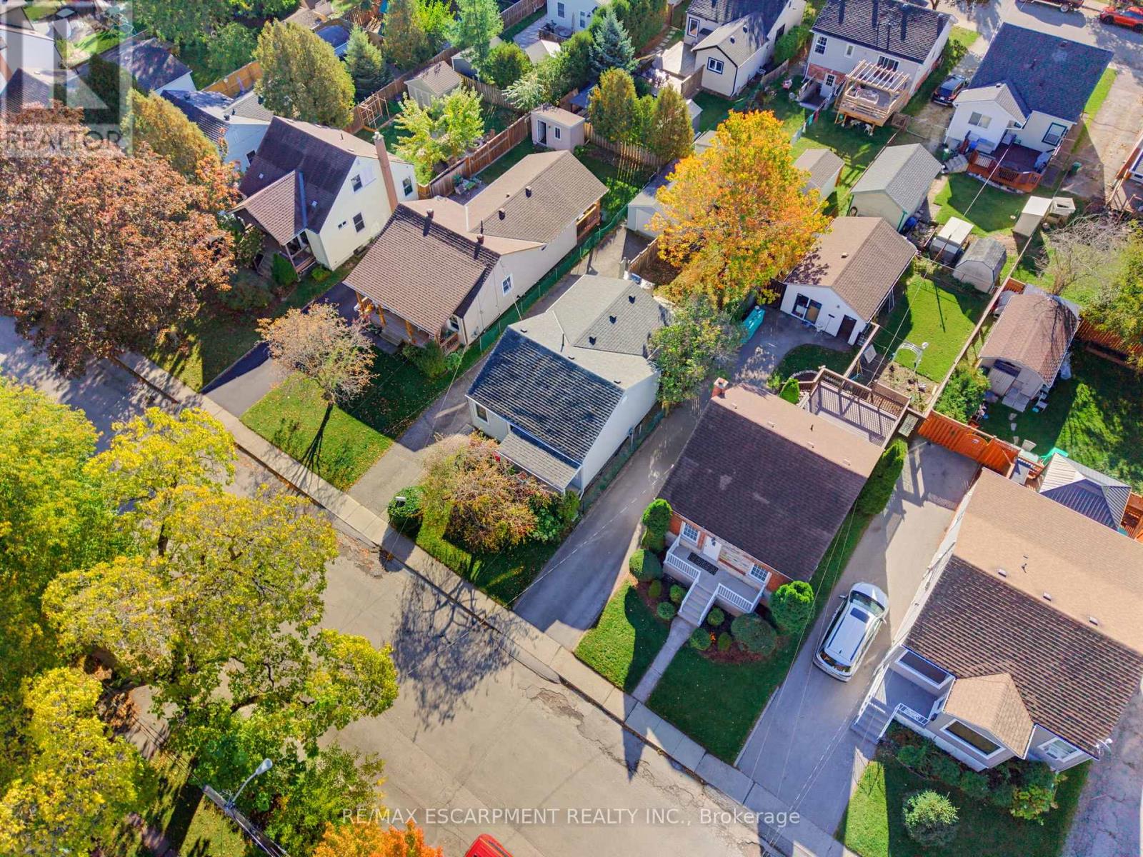 9 Spencer Avenue, Hamilton, Ontario  L9H 1E7 - Photo 29 - X14103734