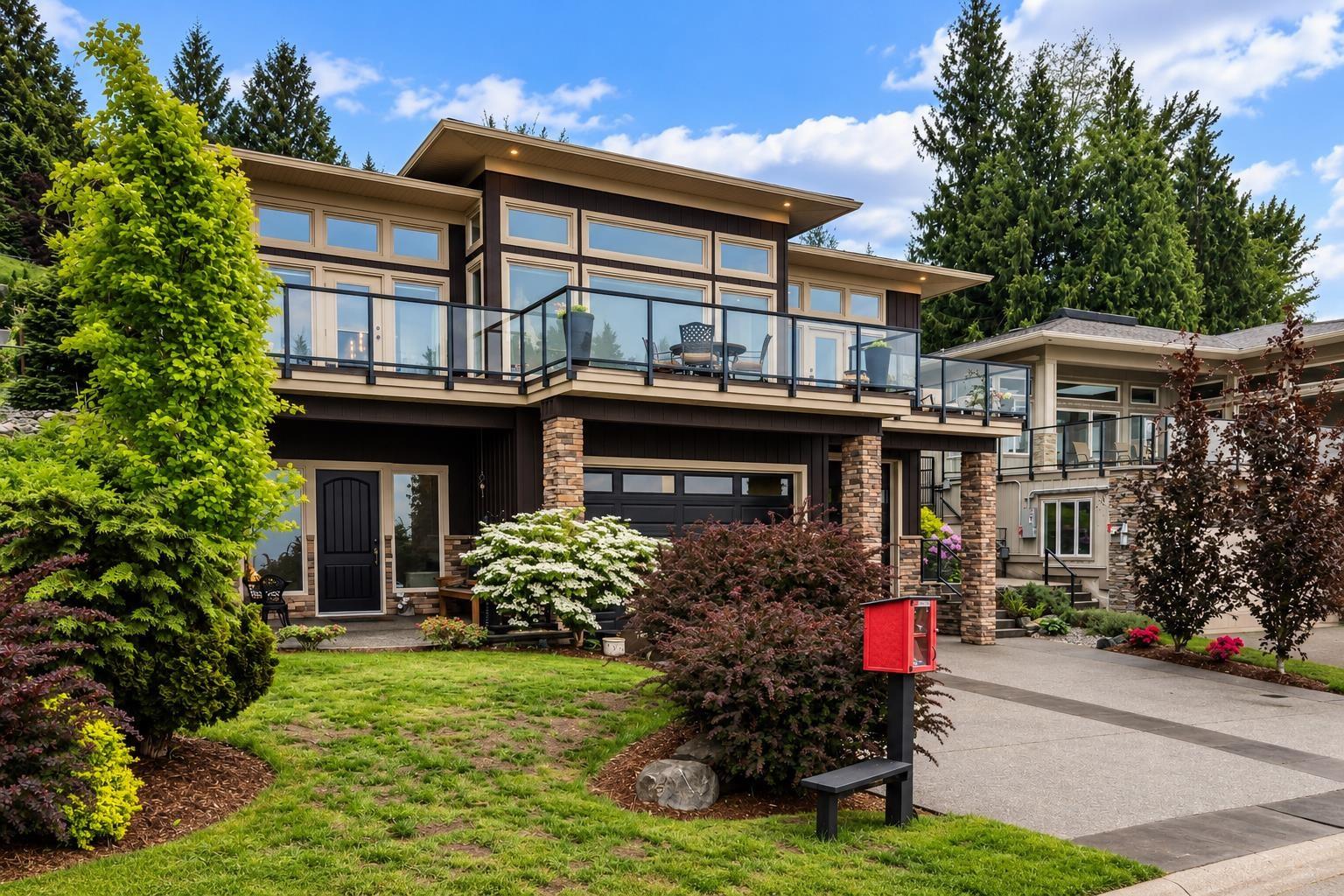 152 51075 FALLS COURT|Eastern Hillsides