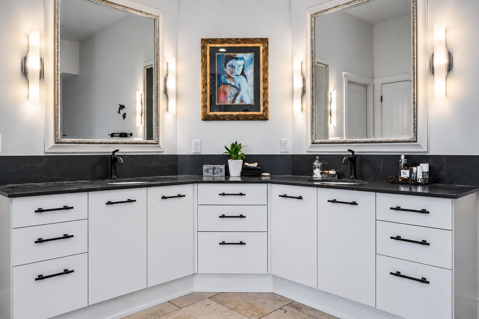 152 51075 FALLS COURT|Eastern Hillsides