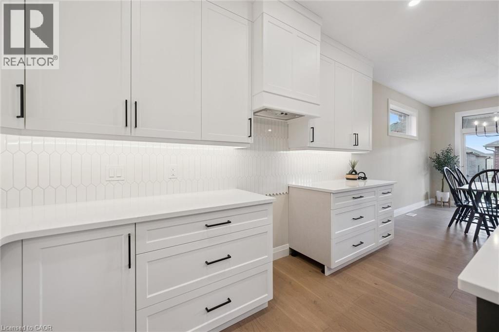 79 South Parkwood Boulevard, Elmira, Ontario  N3B 0C8 - Photo 12 - 40868930