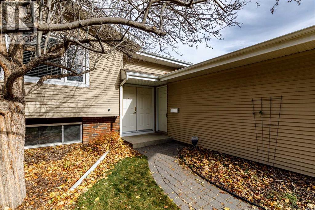 102 Welton Crescent