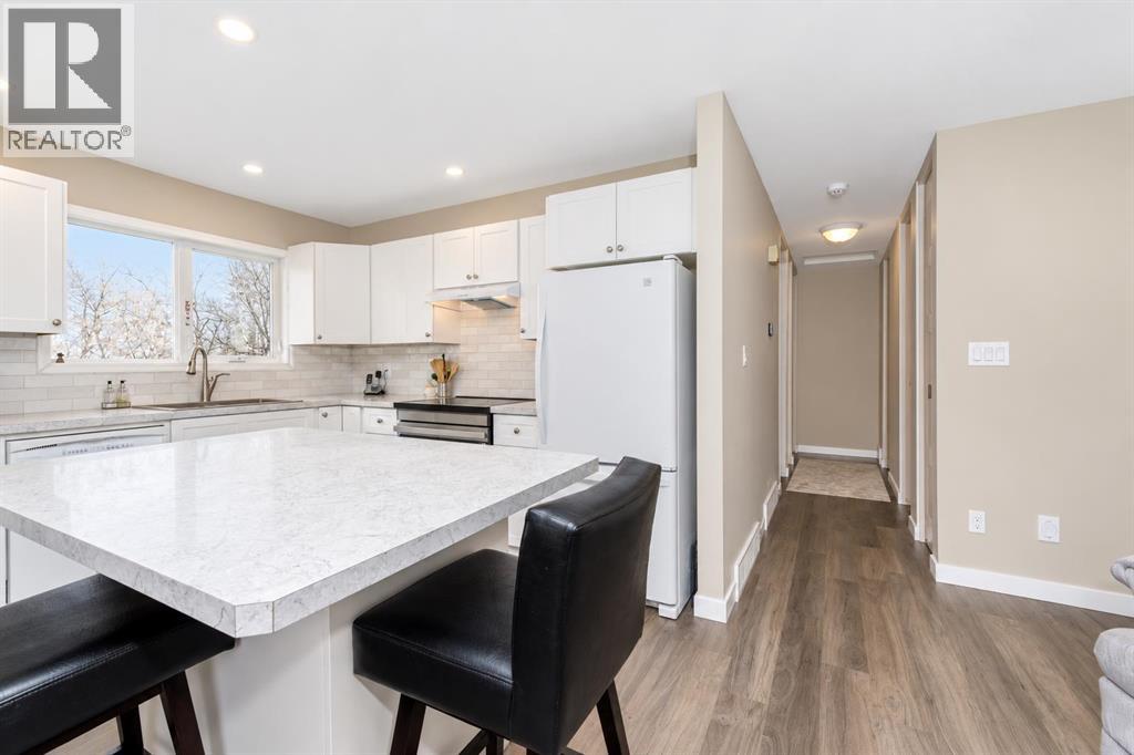 102 Welton Crescent
