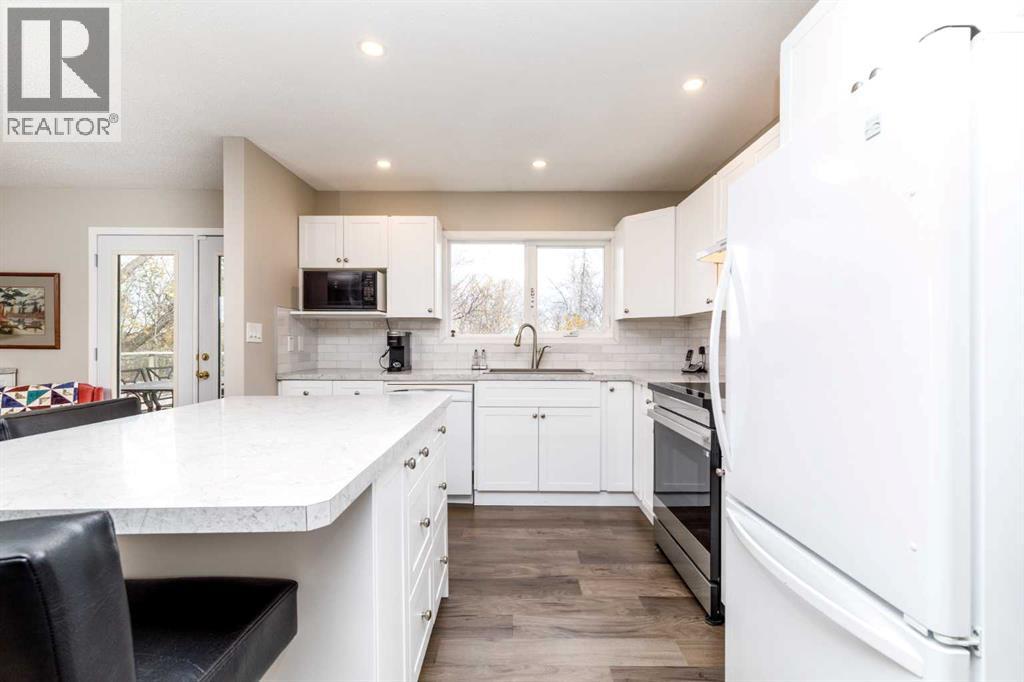 102 Welton Crescent