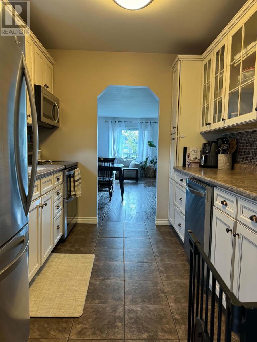 23 Hillcrest Ave, Wawa, Ontario  P0S 1K0 - Photo 8 - SM262943