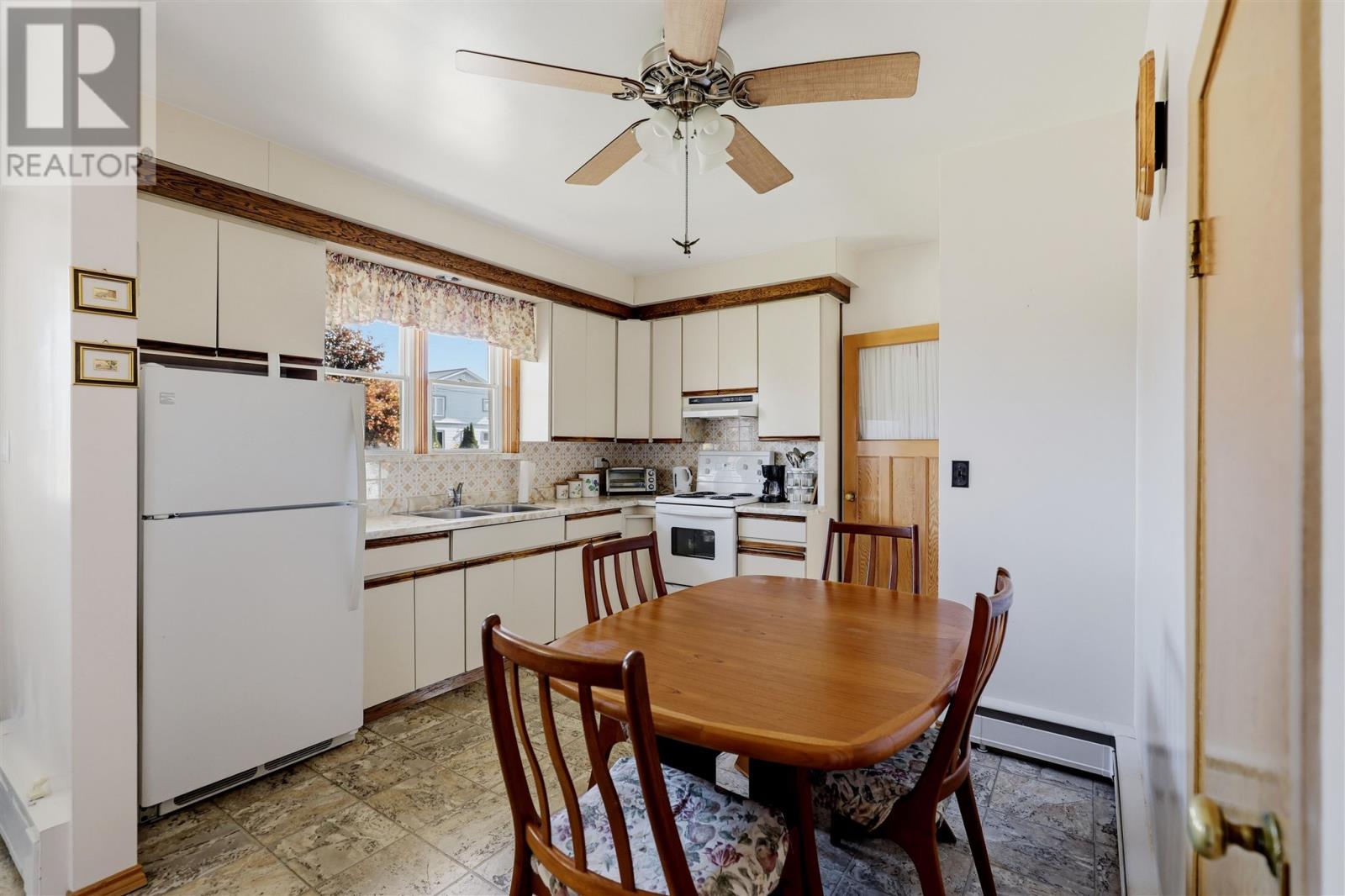 371 Franklin St, Sault Ste. Marie, Ontario  P6C 4A9 - Photo 6 - SM262952