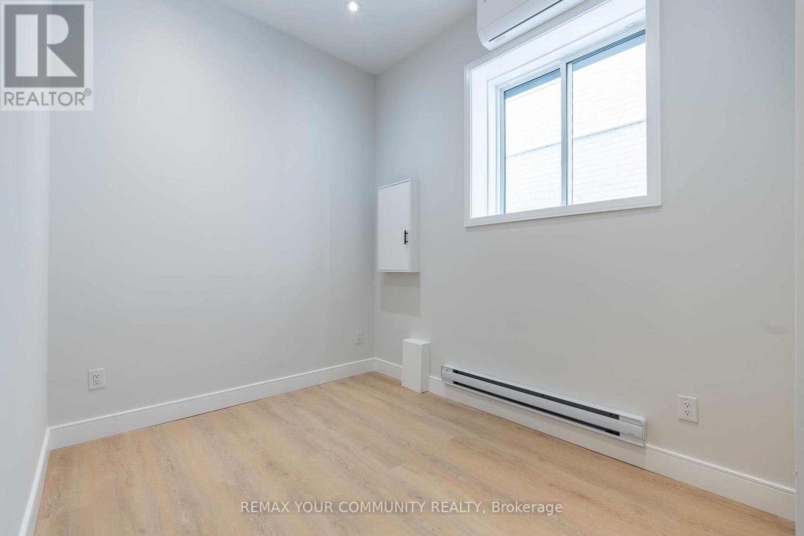 281 Queensdale Avenue, Toronto, Ontario  M4C 2B5 - Photo 44 - E14025036